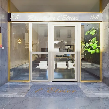 Center Montfleury 아파트